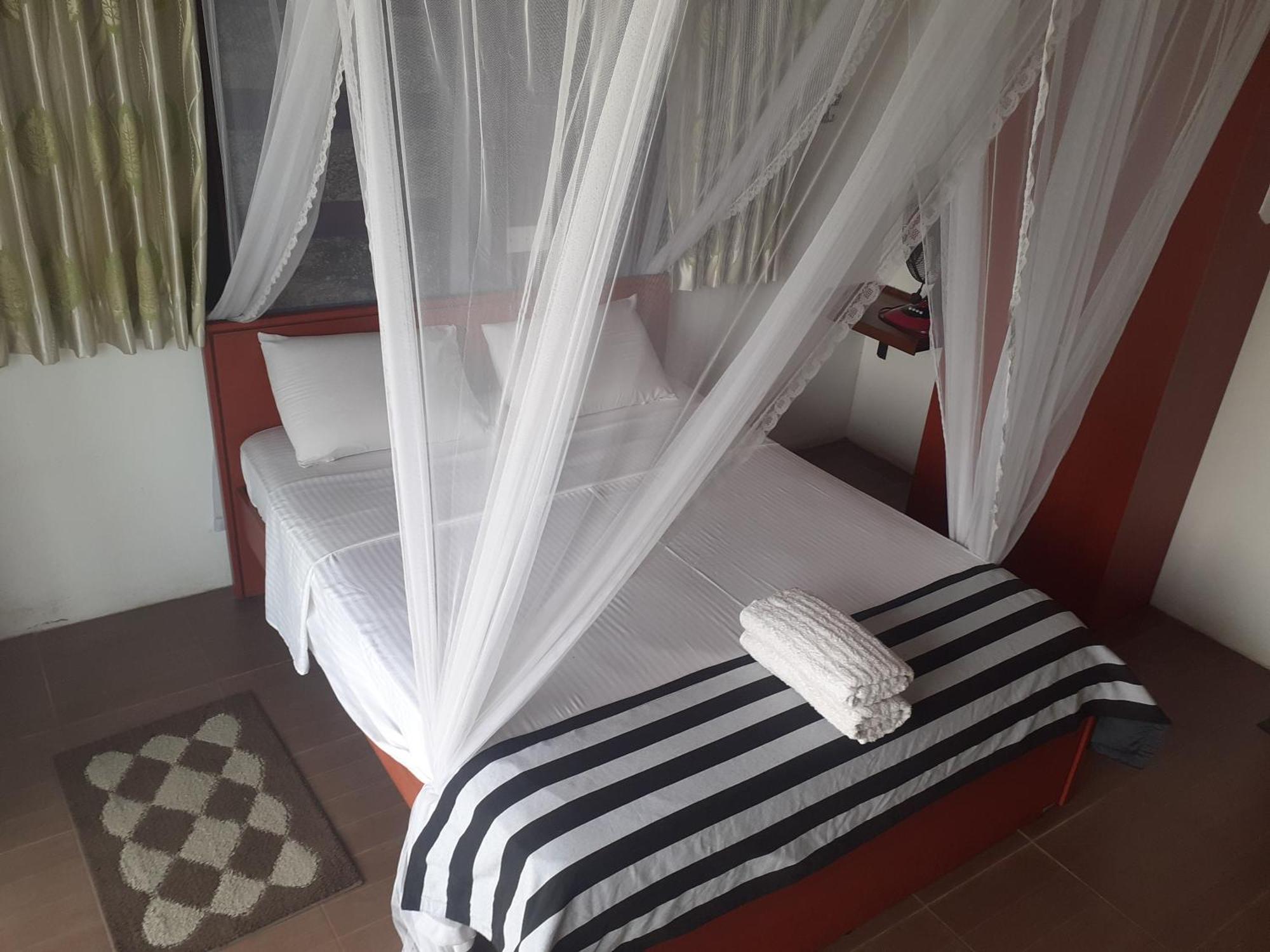 Ella Floating View Bed & Breakfast Bagian luar foto