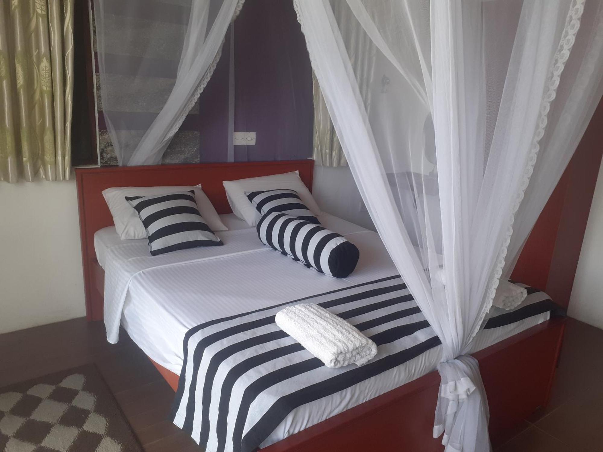 Ella Floating View Bed & Breakfast Bagian luar foto
