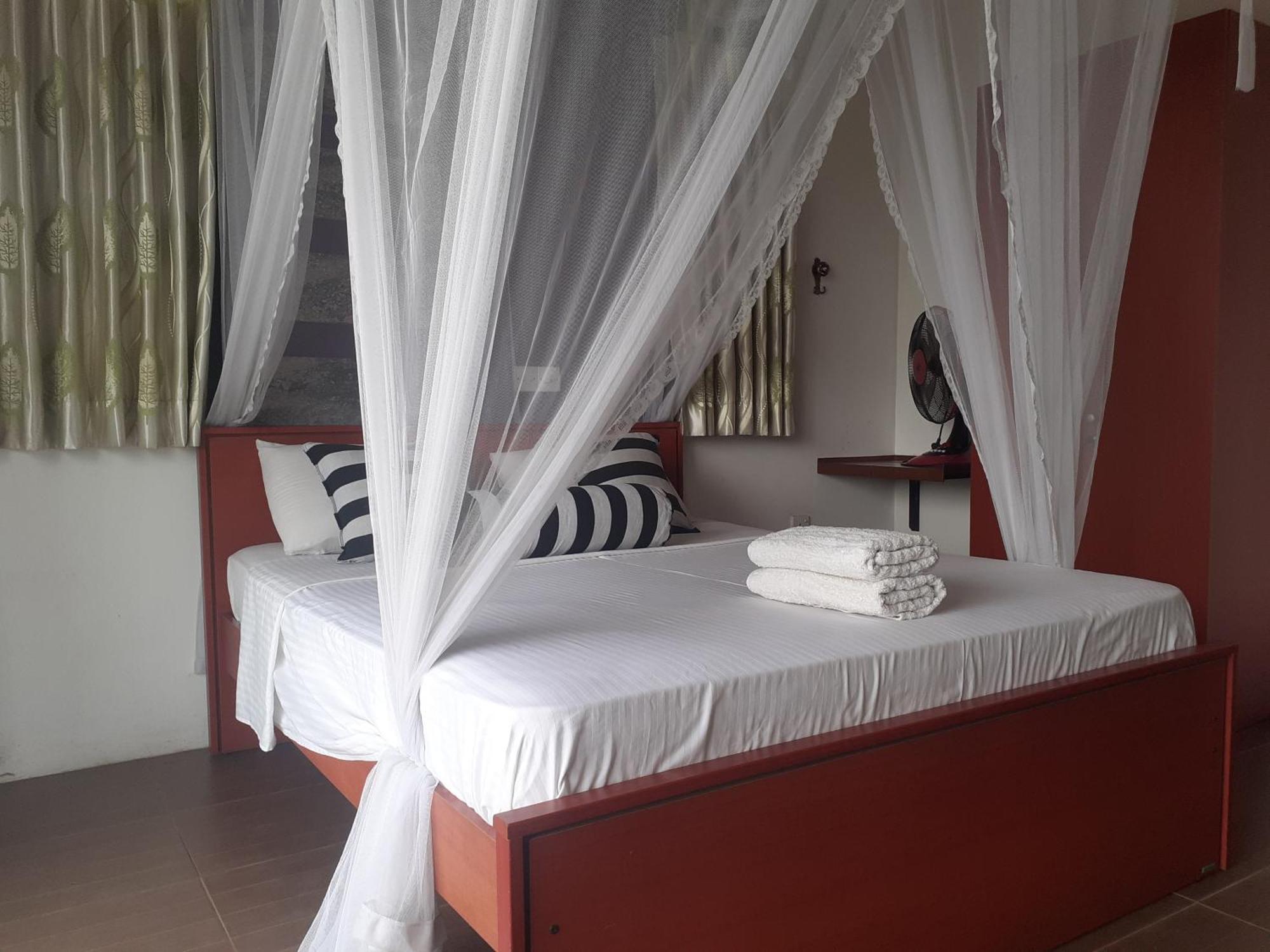 Ella Floating View Bed & Breakfast Bagian luar foto