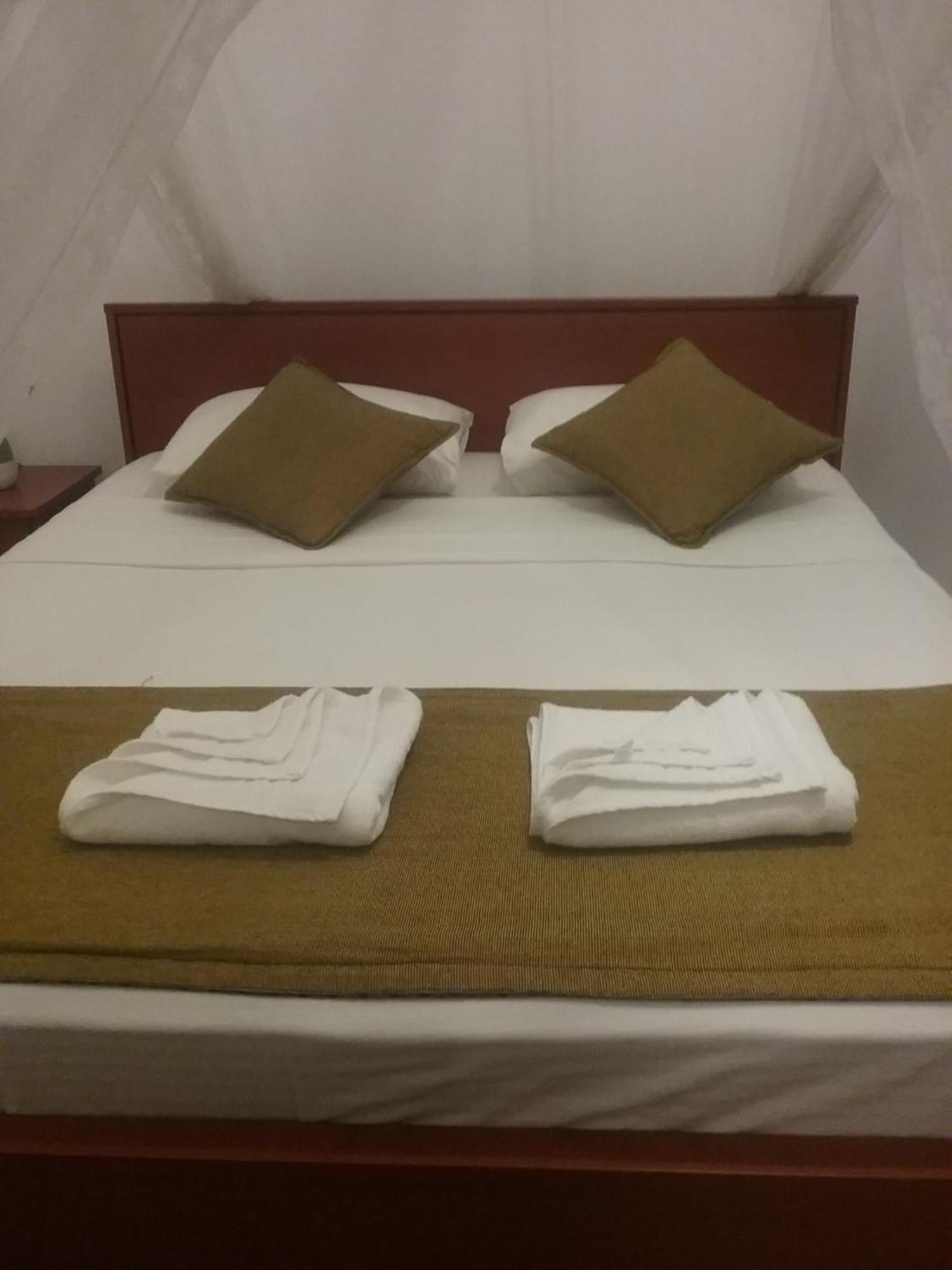 Ella Floating View Bed & Breakfast Bagian luar foto